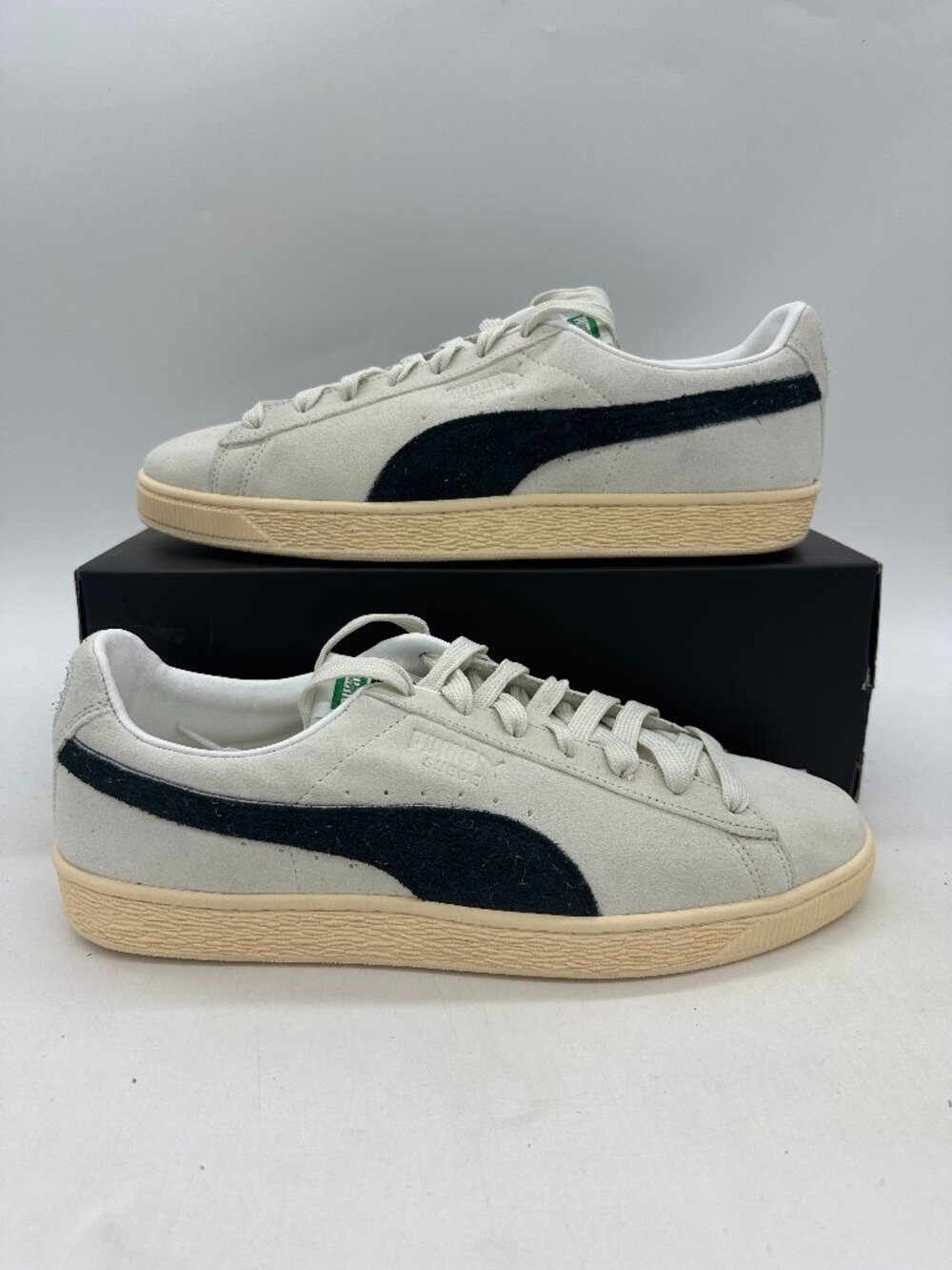 Puma Suede Men's Size 12 White Black Athletic Shoes 403690 01